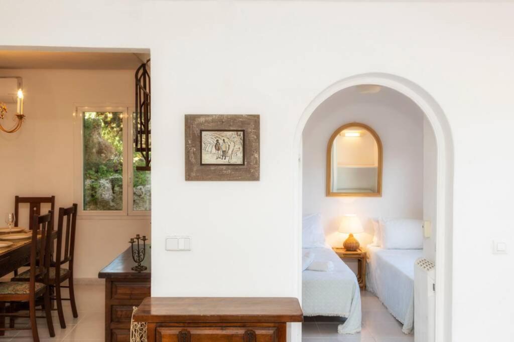Villa Cecylia Es Canutells Dış mekan fotoğraf