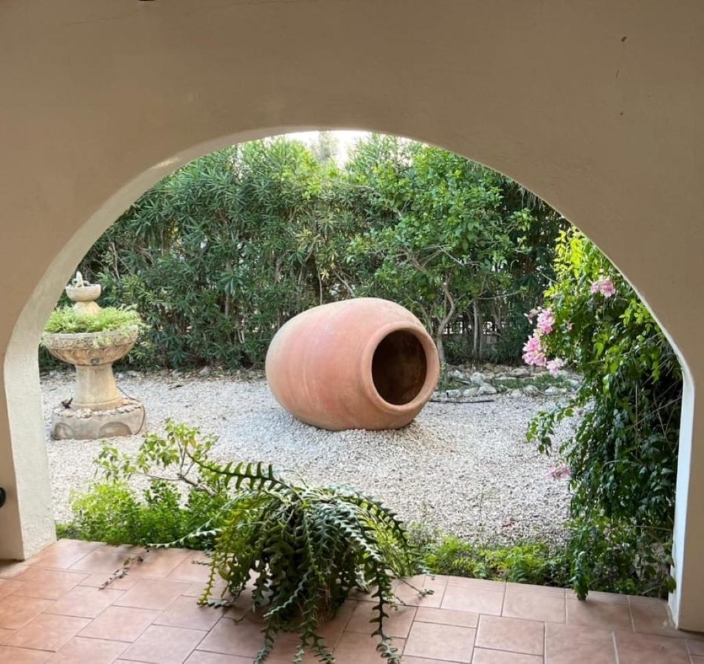Villa Cecylia Es Canutells Dış mekan fotoğraf